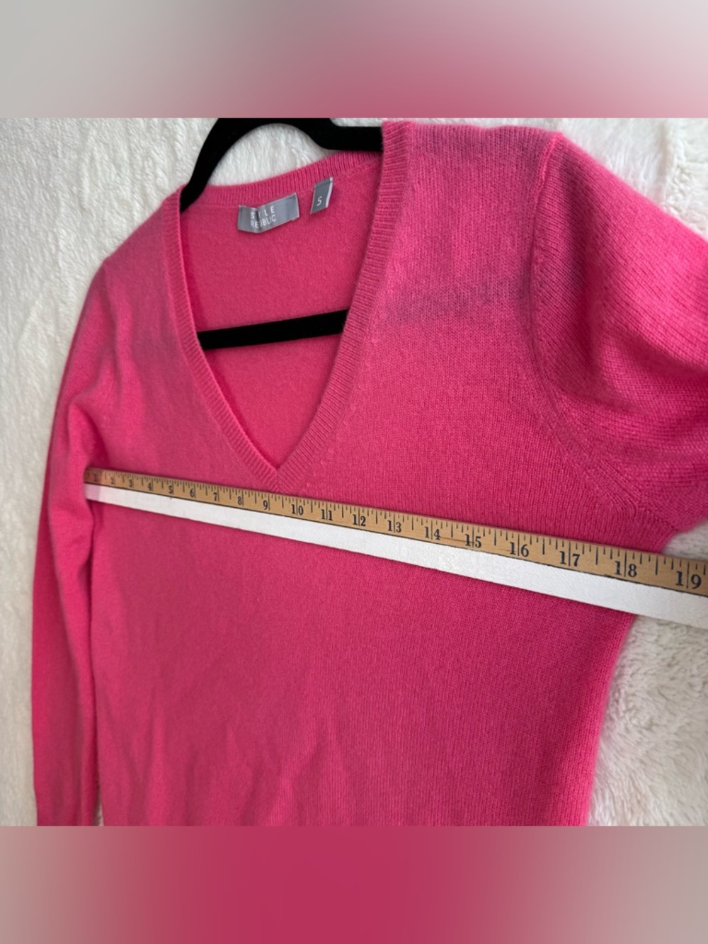 Style Republic 100% Pure Cashmere V-Neck Sweater Women’s Small Pink Preppy - Picture 8 of 8
